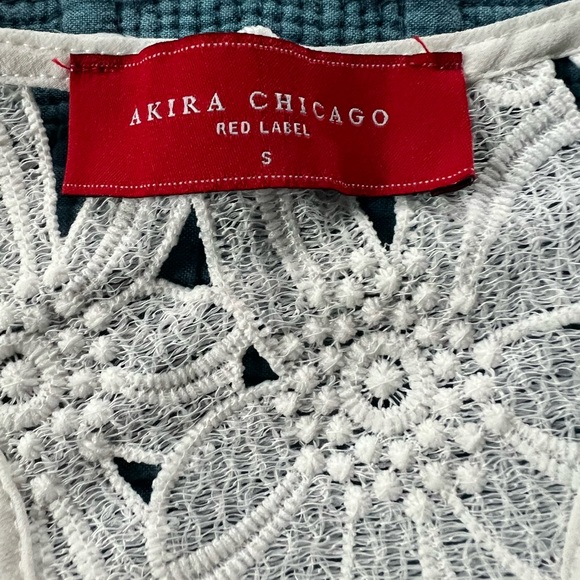 Akira Chicago- red label. Size small - Picture 2 of 6